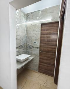 Bathroom Image of 2500 Sq.ft 3 BHK Apartment / Flat for sale in Belleza, Chala Vapi for Rs. 7200000