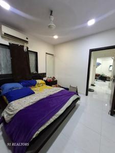 Bedroom Image of 600 Sq.ft 1 BHK Apartment / Flat for rent in Raheja Complex, Andheri West Mumbai for Rs. 65000