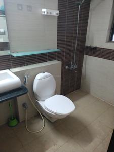 Common Bathroom Image of 1650 Sq.ft 3 BHK Apartment / Flat for sale in Cuffe Parade Mumbai for Rs. 100000000