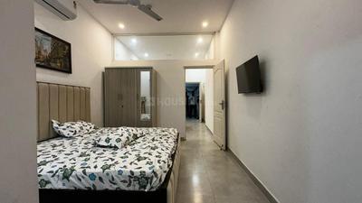 Bedroom Image of 750 Sq.ft 1 BHK Apartment / Flat for rent in Ramkrishna Apartments, Mansarovar Jaipur for Rs. 9000