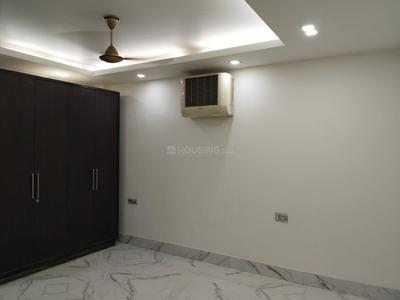 Bedroom Image of 1800 Sq.ft 3 BHK Builder Floor for sale in Punjabi Bagh New Delhi for Rs. 27500000