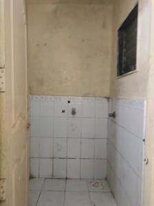 Common Bathroom Two Image of 370 Sq.ft 1 BHK Apartment / Flat for sale in Saptarshi Towers, Kandivali West Mumbai for Rs. 6850000