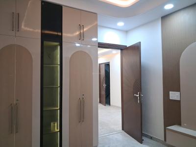 Bedroom Image of 2340 Sq.ft 4 BHK Builder Floor for sale in Paschim Vihar New Delhi for Rs. 42500000