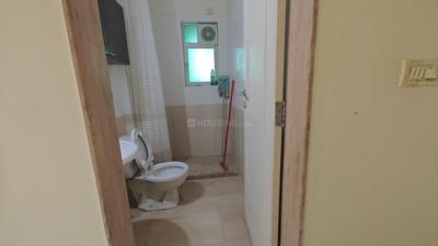 Bathroom Image of 650 Sq.ft 1 BHK Apartment / Flat for sale in Hiranandani Crown, Hiranandani Estate Thane for Rs. 9900000