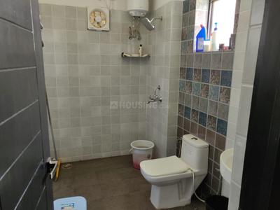 Bathroom Image of 1600 Sq.ft 3 BHK Apartment / Flat for sale in Jwalapur Haridwar for Rs. 7500000