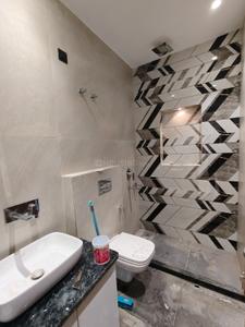 Bathroom Image of 990 Sq.ft 3 BHK Builder Floor for sale in Pitampura New Delhi for Rs. 18300000