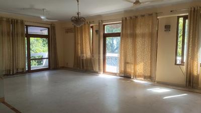 Bedroom Image of 3000 Sq.ft 4 BHK Builder Floor for rent in Vasant Vihar New Delhi for Rs. 300000