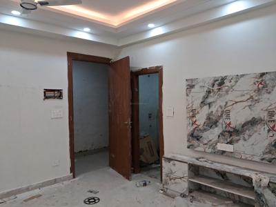 Living Room Image of 1550 Sq.ft 3 BHK Apartment / Flat for sale in Sector 73 Noida for Rs. 5300000