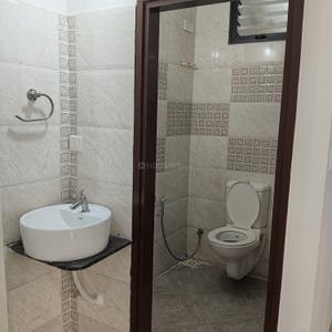 Bathroom Image of 1200 Sq.ft 3 BHK Apartment / Flat for sale in Bhayli Vadodara for Rs. 6000000