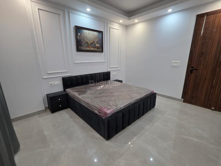 DLF Phase 3 Bedroom 1
