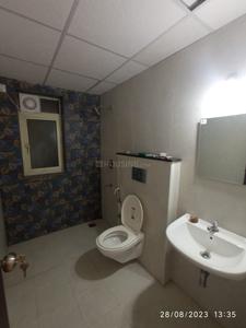 Bathroom Image of 1040 Sq.ft 2 BHK Apartment / Flat for rent in Svamitva Emerald Square, Bommasandra Bengaluru for Rs. 27000