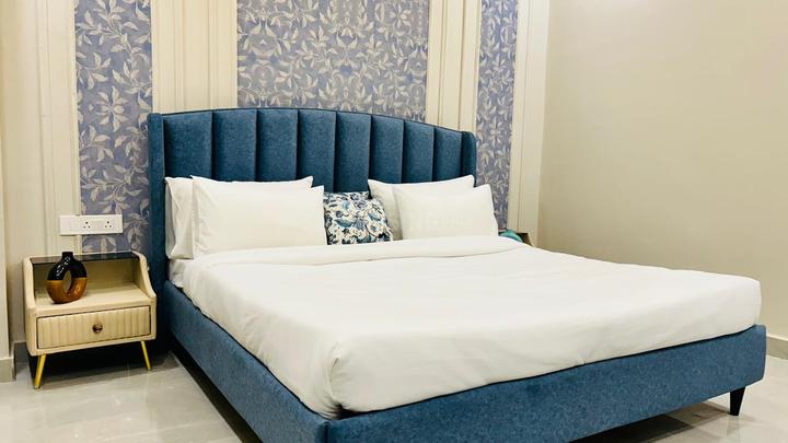 DLF Golf Course, Sector 42 Bedroom 1