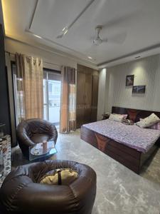 Bedroom Image of 1500 Sq.ft 3 BHK Builder Floor for rent in Rajouri Garden New Delhi for Rs. 50000