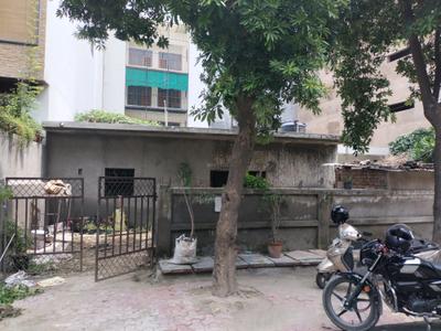 Image of 250 Sq.ft Residential Plot / Land for sale in Sector 72, Noida for Rs. 70000000