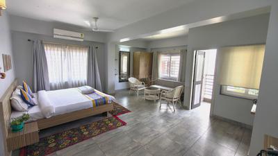 Hall Image of 4000 Sq.ft 7 BHK Builder Floor for rent in Kahilipara Guwahati for Rs. 90000