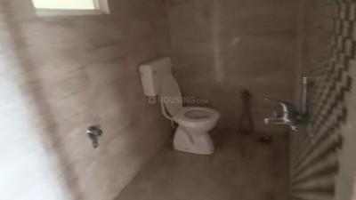 Bathroom Image of 1650 Sq.ft 3 BHK Apartment / Flat for rent in Pandeypur Varanasi for Rs. 25000