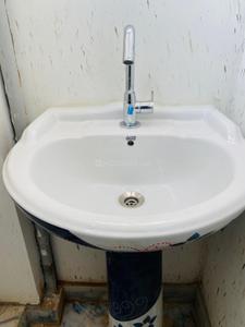 Bathroom Image of 2350 Sq.ft 6 BHK Independent House for sale in Kaazi Sarai Varanasi for Rs. 9870000