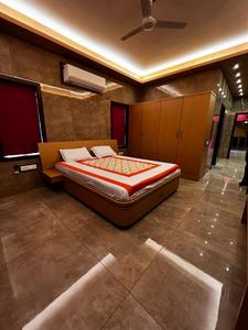 Bedroom Image of 6500 Sq.ft 4 BHK Villa for rent in Navratna Kalhaar Blues And Greens, Sanand Ahmedabad for Rs. 200000