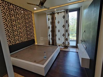 Bedroom Image of 2430 Sq.ft 4 BHK Builder Floor for sale in Karkardooma New Delhi for Rs. 40000000