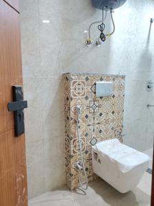 Common Bathroom Image of 1200 Sq.ft 3 BHK Builder Floor for rent in Rajpur New Delhi for Rs. 35000