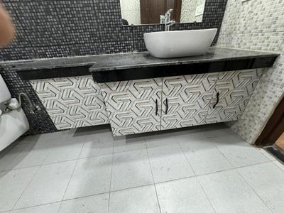 Bathroom Image of 2538 Sq.ft 3.5 BHK Apartment / Flat for sale in The 3C Lotus Panache Island Phase 1, Sector 110 Noida for Rs. 30000000