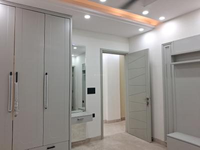 Bedroom Image of 2700 Sq.ft 4 BHK Builder Floor for sale in Mansarover Garden New Delhi for Rs. 45000000