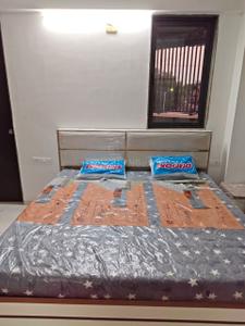 Bedroom Image of 685 Sq.ft 2 BHK Apartment / Flat for rent in Science City Ahmedabad for Rs. 38000