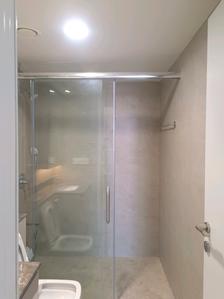 Common Bathroom Image of 1732 Sq.ft 2 BHK Apartment / Flat for sale in DLF One Midtown, Karampura New Delhi for Rs. 43500000