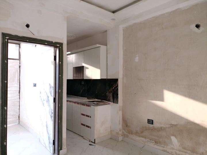 Vishal DLF Paradise Main Image 1