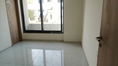 Bedroom Image of 3500 Sq.ft 4 BHK Apartment / Flat for rent in Navrangpura Ahmedabad for Rs. 70000