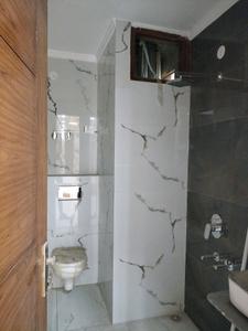 Common Bathroom Image of 1200 Sq.ft 4 BHK Builder Floor for sale in Bharat Vihar New Delhi for Rs. 11700000