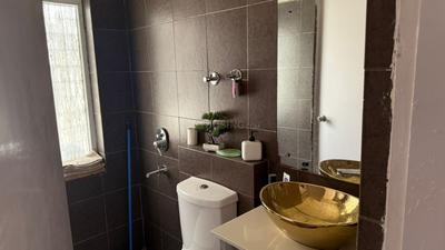 Bathroom Image of 2700 Sq.ft 3.5 BHK Builder Floor for sale in Orchid Island, Sector 51 Gurgaon for Rs. 26750000