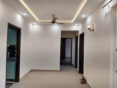 Living Room Image of 1220 Sq.ft 2.5 BHK Apartment / Flat for rent in Lotus Panache Island Phase 2, Sector 110 Noida for Rs. 40000