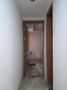 Passage Image of 1450 Sq.ft 3 BHK Apartment / Flat for sale in JMD Diamond Residency, Sector 73 Noida for Rs. 6500022