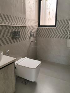 Common Bathroom Image of 2800 Sq.ft 4 BHK Villa for rent in Vipul World, Sector 48 Gurgaon for Rs. 160000