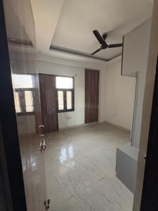 Hall Image of 900 Sq.ft 2 BHK Apartment / Flat for sale in Sector 73 Noida for Rs. 3500000