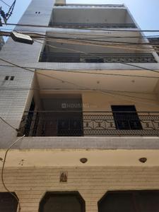 Image of 3600 Sq.ft 10 BHK Independent House for sale in Sangam Vihar, New Delhi for Rs. 14000000