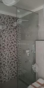 Bathroom Image of 2250 Sq.ft 3 BHK Builder Floor for rent in Sarvapriya Vihar New Delhi for Rs. 165000