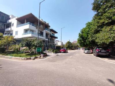 Image of 3230 Sq.ft 8 BHK Independent House for sale in Sector 47, Noida for Rs. 100000000