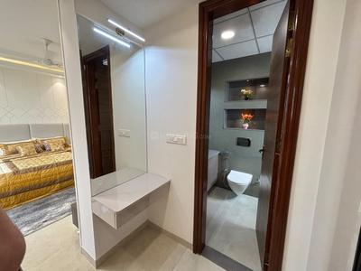 Bathroom Image of 1700 Sq.ft 3 BHK Apartment / Flat for rent in Raja Park Jaipur for Rs. 33000