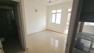 Bedroom Image of 1050 Sq.ft 2 BHK Apartment / Flat for rent in Suncity Avenue 76, Sector 76 Gurgaon for Rs. 24000