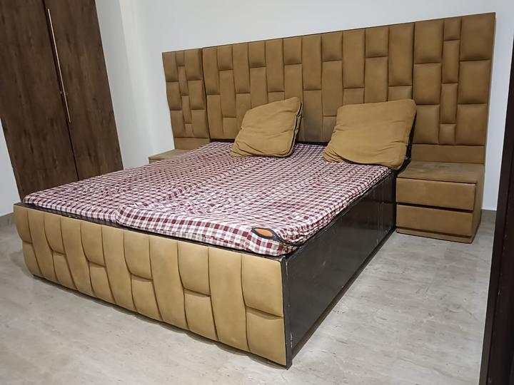 Saket Bedroom 1