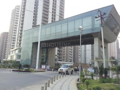 Image of 896 Sq.ft 2 BHK Apartment / Flat for sale in Paramount Symphony, Crossings Republik, Ghaziabad for Rs. 8000000
