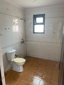 Bathroom Image of 2500 Sq.ft 3 BHK Independent House for rent in Gaurs Atulyam, Omicron I Greater Noida for Rs. 25000