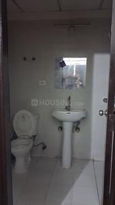 Bathroom Image of 550 Sq.ft 1 BHK Apartment / Flat for rent in The Antriksh Kanball 3G, Sector 77 Noida for Rs. 20000