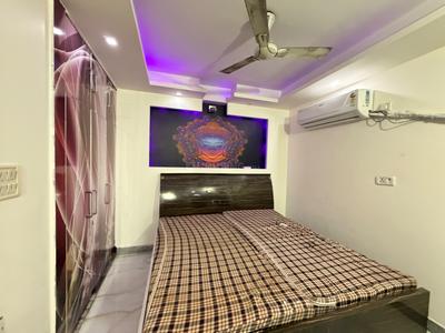 Bedroom Image of 750 Sq.ft 2 BHK Builder Floor for rent in DDA Akshardham Apartments, Sector 19 Dwarka New Delhi for Rs. 33500