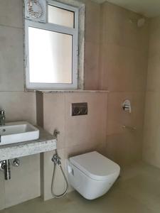 Common Bathroom Image of 770 Sq.ft 2 BHK Apartment / Flat for rent in Runwal Sanctuary, Mulund West Mumbai for Rs. 62000