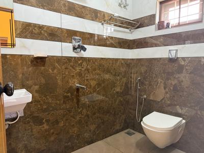 Bathroom Image of 2000 Sq.ft 4 BHK Villa for sale in Kakkanad Kochi for Rs. 9900000