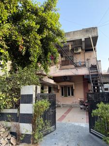 5 BHK Independent House