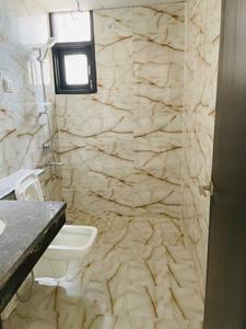 Bathroom Image of 1800 Sq.ft 3 BHK Apartment / Flat for rent in Tajganj Agra for Rs. 16000